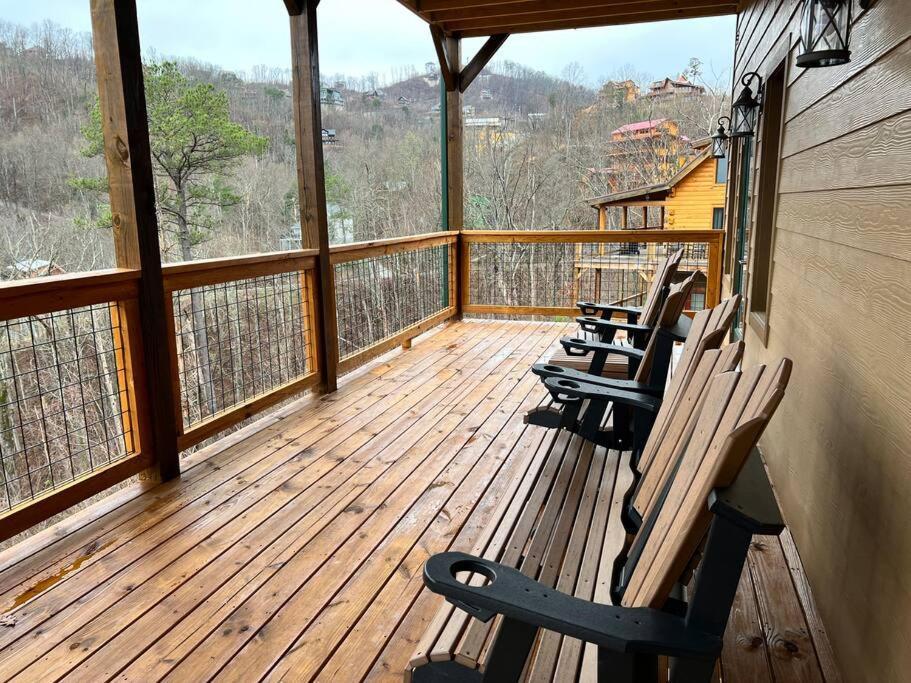 * * 4 Master Bedrooms, Views, Theater, Arcade, Evc Gatlinburg Extérieur photo