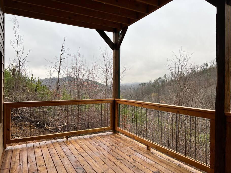 * * 4 Master Bedrooms, Views, Theater, Arcade, Evc Gatlinburg Extérieur photo