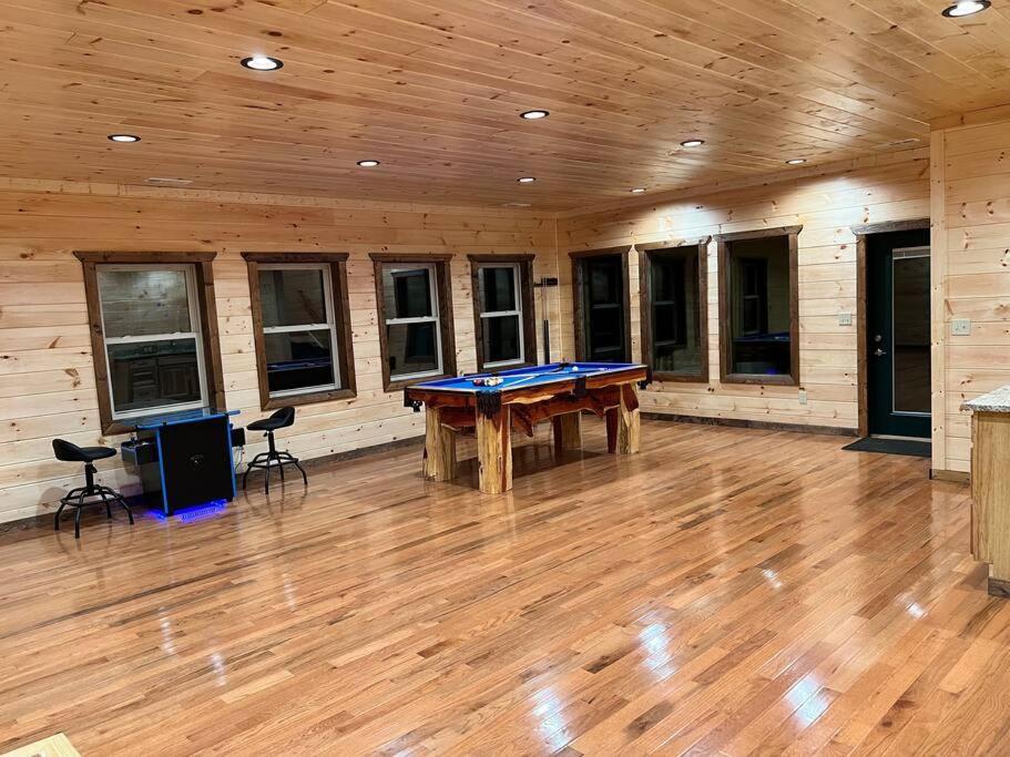 * * 4 Master Bedrooms, Views, Theater, Arcade, Evc Gatlinburg Extérieur photo