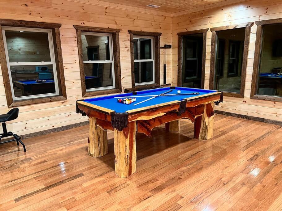 * * 4 Master Bedrooms, Views, Theater, Arcade, Evc Gatlinburg Extérieur photo