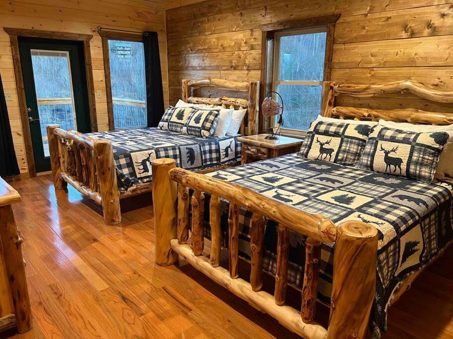 * * 4 Master Bedrooms, Views, Theater, Arcade, Evc Gatlinburg Extérieur photo